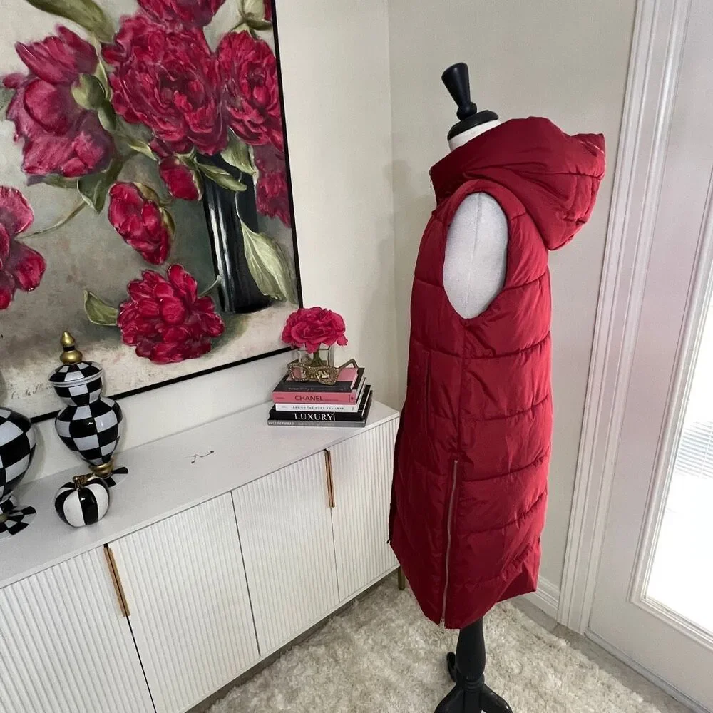 Women's Hooded Sleeveless Quilted Long Down Full Zip Puffer Vest Burgundy Small